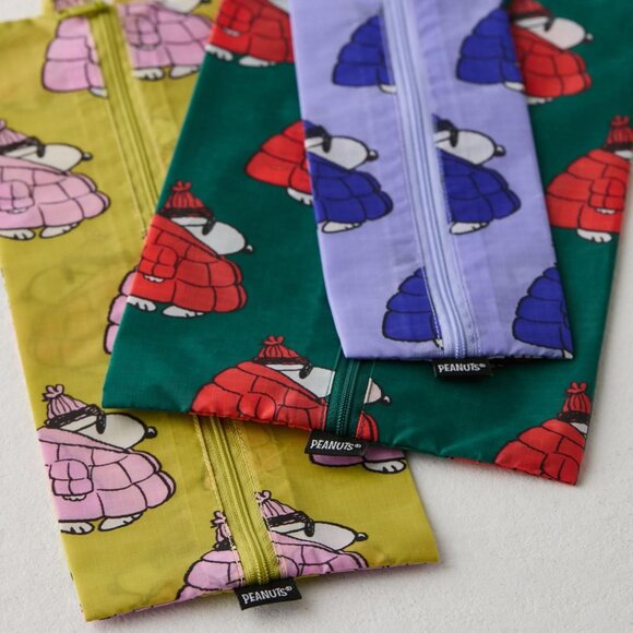 Baggu x Peanuts NWT 3D Zip Set - Puffer Snoopy - Picture 6 of 7